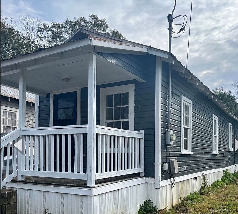 1st image of 251 Boswell St