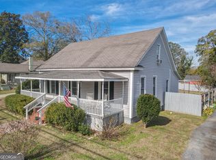 61 Clark St, Newnan, GA 30263