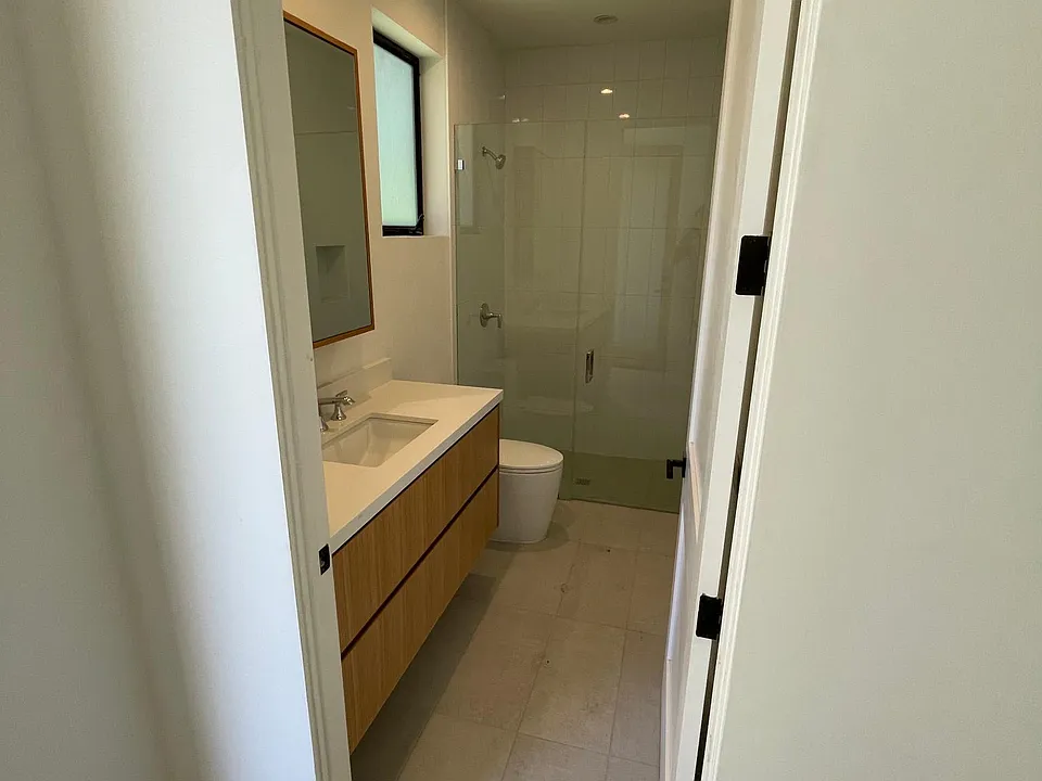 Privet Bathroom each studio