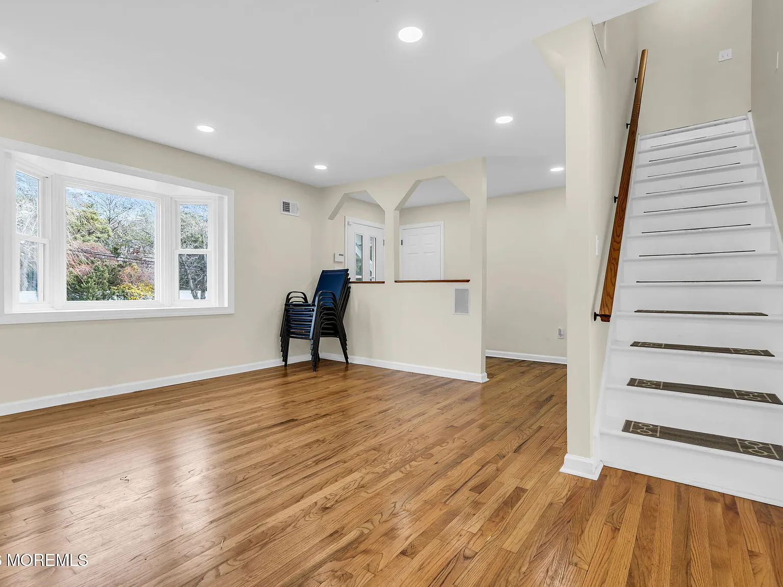 5 bed, 1890 sqft, $3,600 — Photo 4
