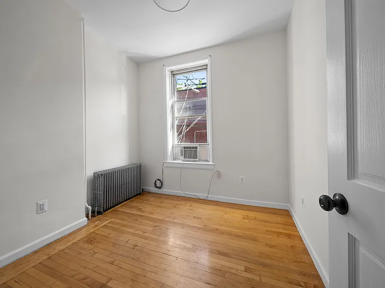 67 Franklin St #2 — Photo 7