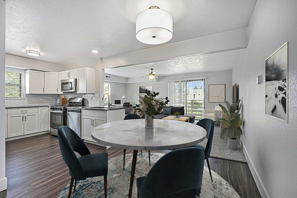 Byron Lakes Apartments — Photo 2