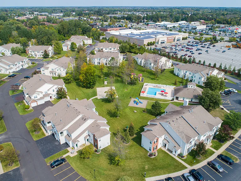 Renaissance Place Apartments — Photo 119