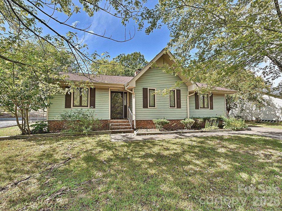 1st image of 7422 Bradgate Rd