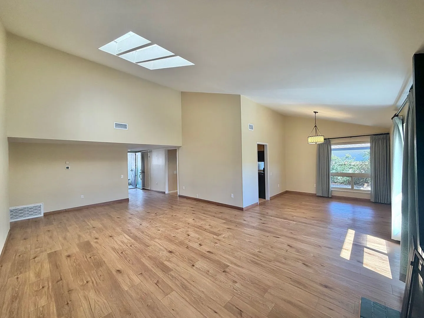 Spacious 3-Bedroom Home with Solar in 55+ Community! — Photo 2