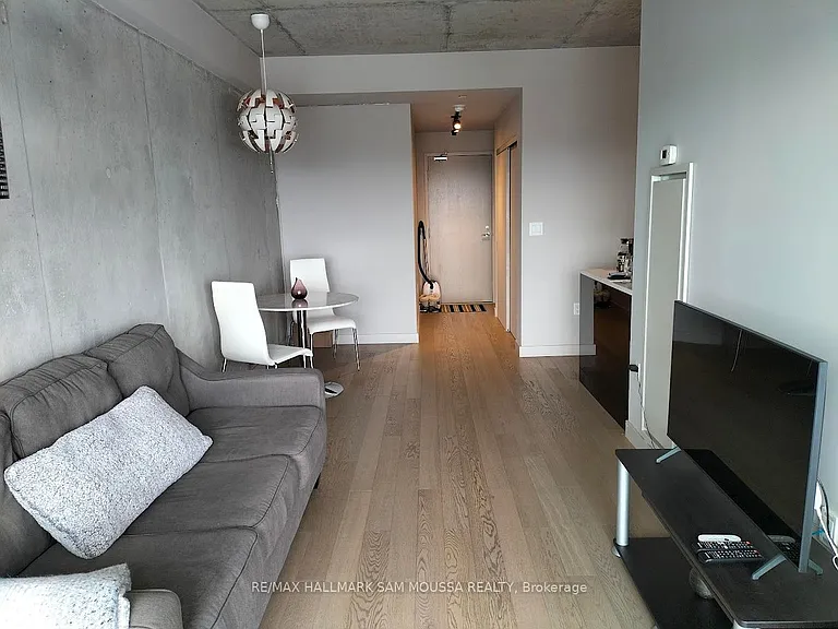 224 Lyon St N #1401 — Photo 8