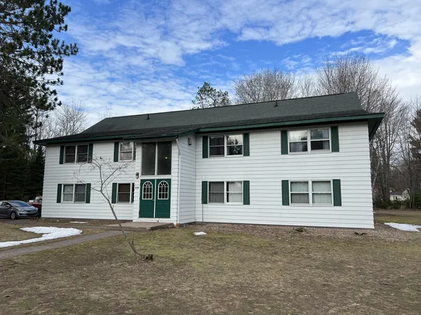 612 Willow Rd, Marquette, MI 49855