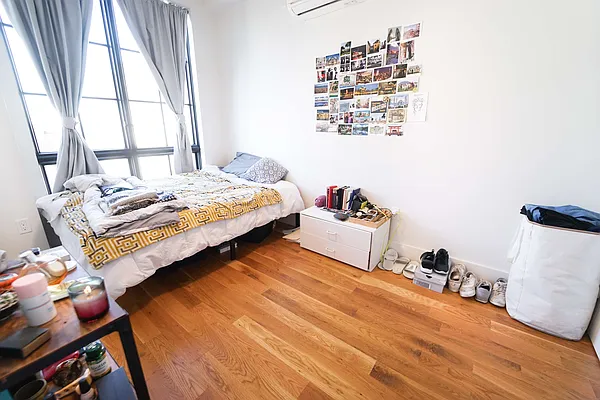 Rented by Manhattan Management LLC | media 35