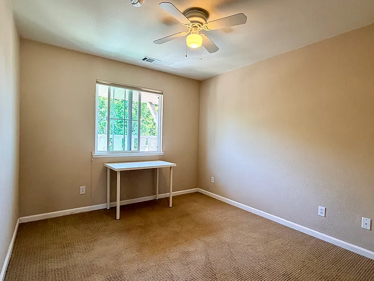 2007 Doxey Pl — Photo 23