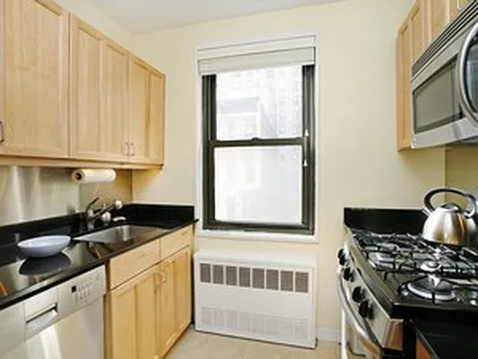 Sold by Corcoran | media 11