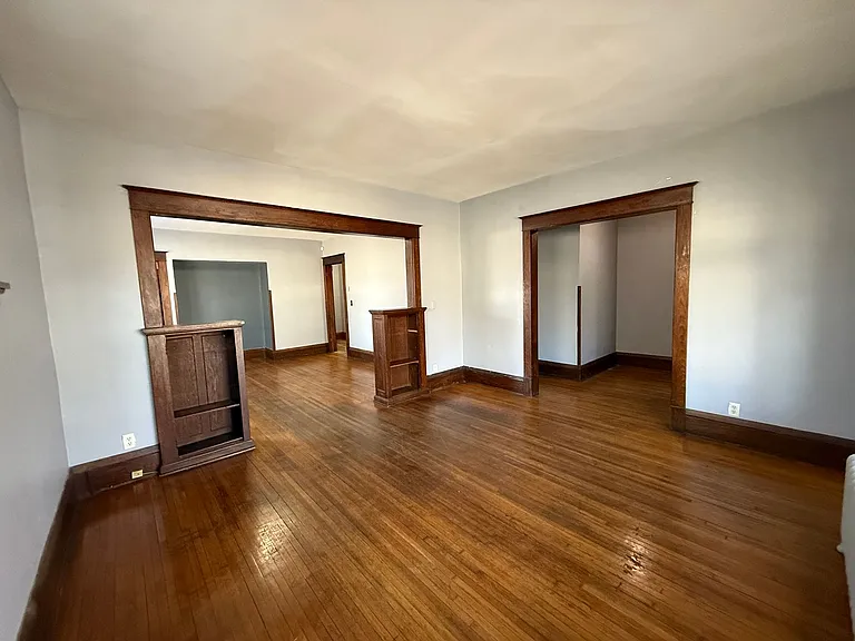 950 Arkwright St — Photo 3