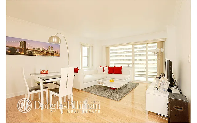 Rented by Douglas Elliman | media 37