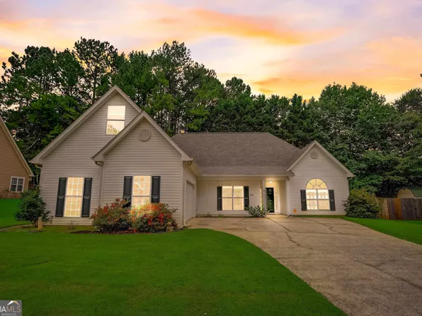 12 Pebble Creek Dr, Newnan, GA 30265