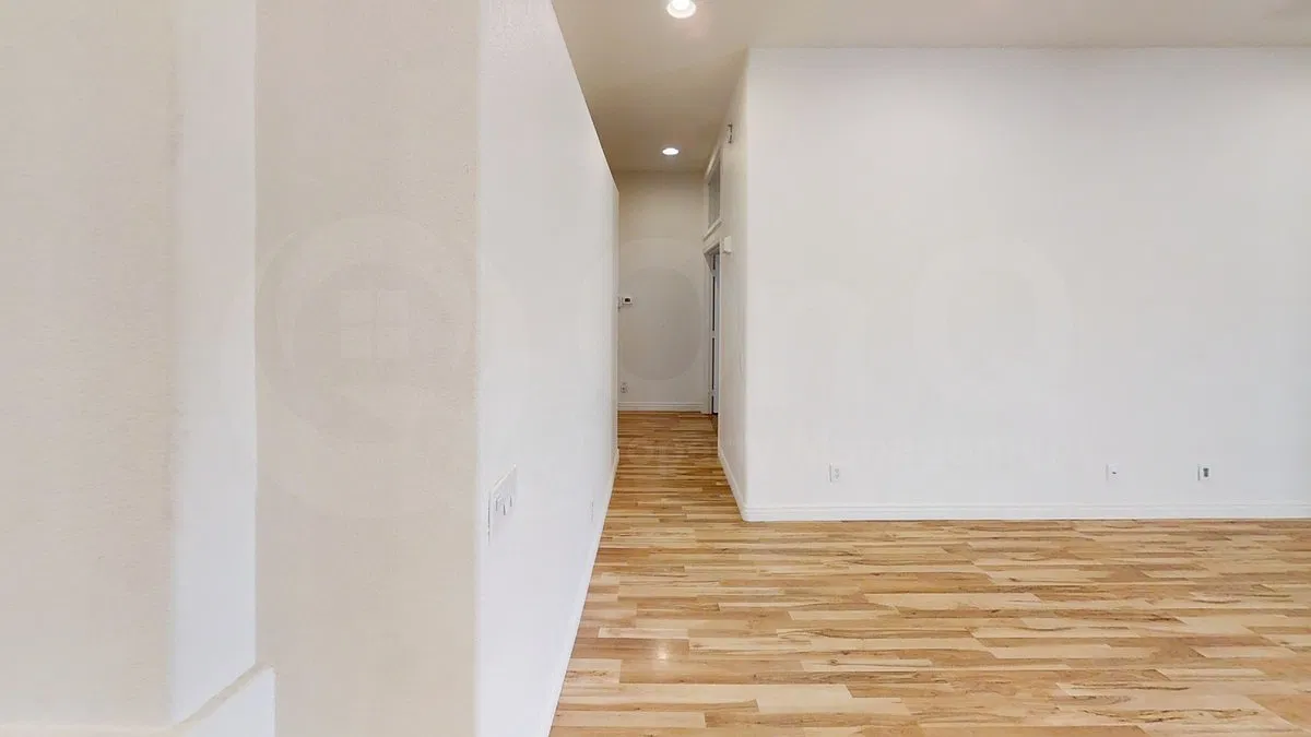 4 bed, 2.0 bath, 1848 sqft, $2,600 — Photo 4