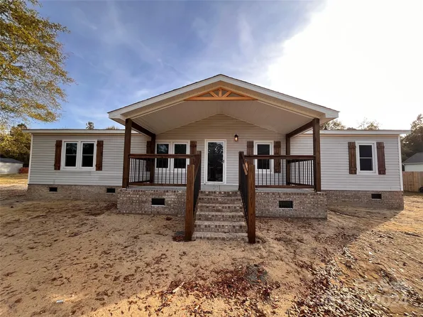 78 Central Place Ln, Pageland, SC 29728