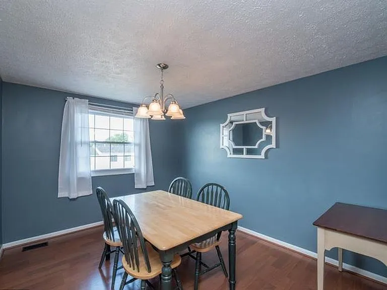 1746 Springfield Ln — Photo 13