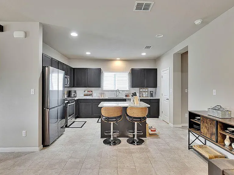 106 Mossycup Dr — Photo 8