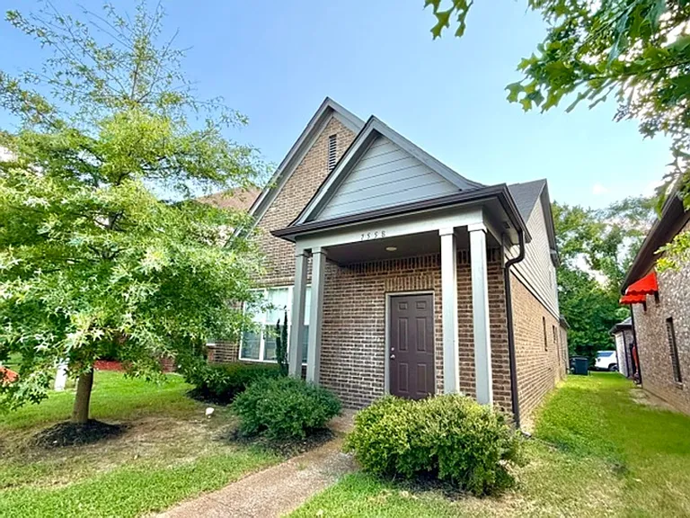 7558 Glenlaurel Way — Photo 2