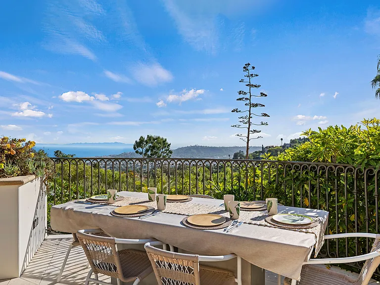 320 Calle Elegante — Photo 44