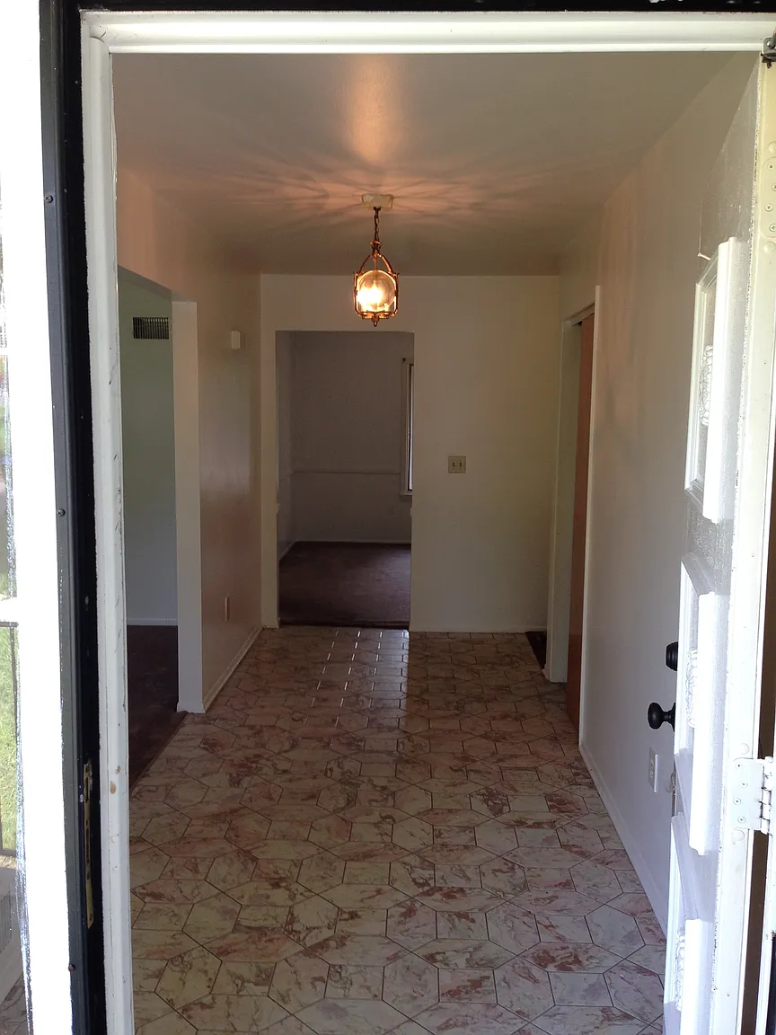3 Hemlock Dr photo 1