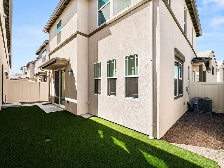 32461 Brunello Way — Photo 23