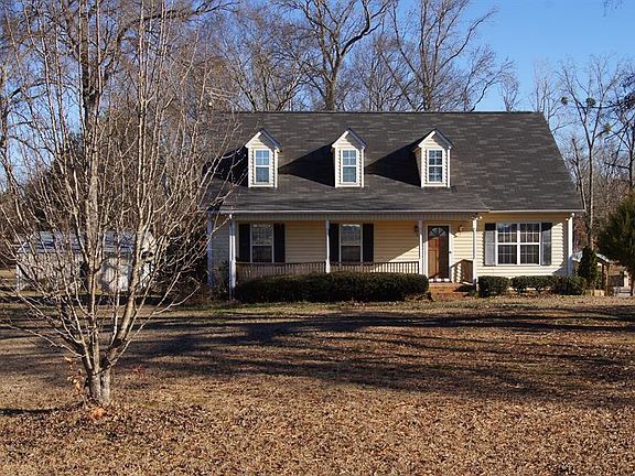 3rd image of 105 Indian Creek Pt