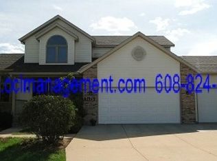 7475 Indigo Cir, Middleton, WI 53562