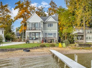 8662 Cherry Point Rd, Manitou Beach, MI 49253