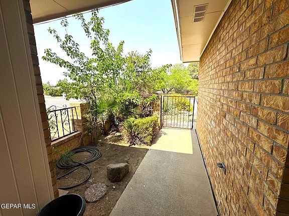 4th image of 6816 Villa Hermosa Dr