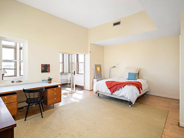 37-39 Winnisimmet St #8C — Photo 11