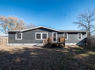 106 Bradley St, Tracy, IA 50256