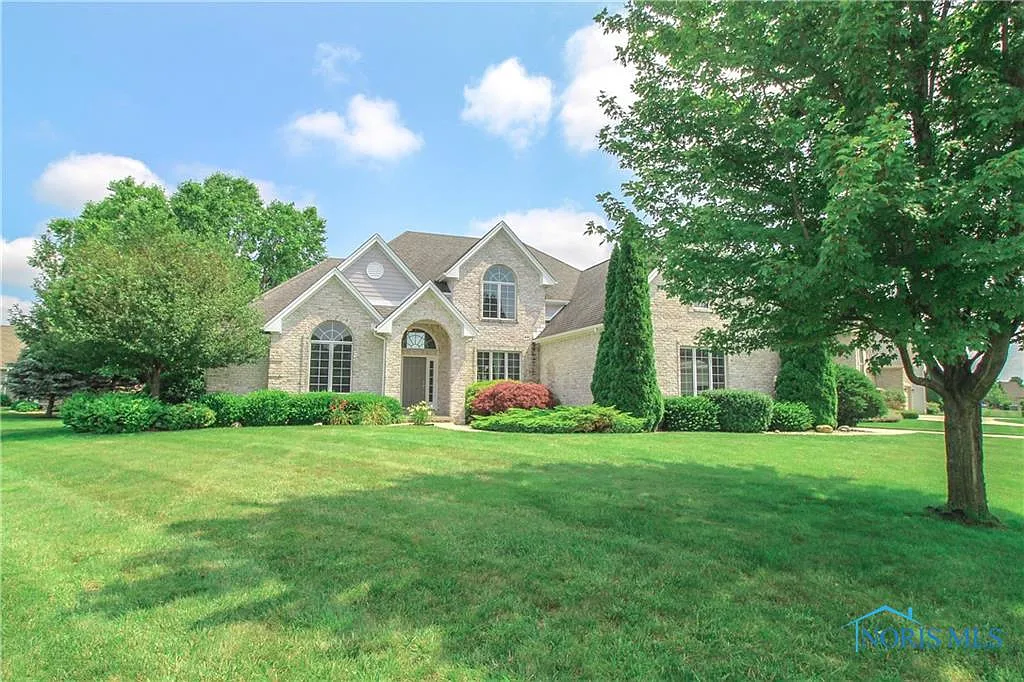 5736 Breeze Bay Dr photo 1