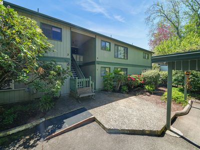 600 Cherry Dr APT 2, Eugene, OR, 97401