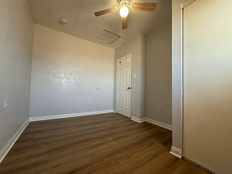 16459 Willow St — Photo 22