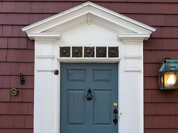 60 Florida Hill Road