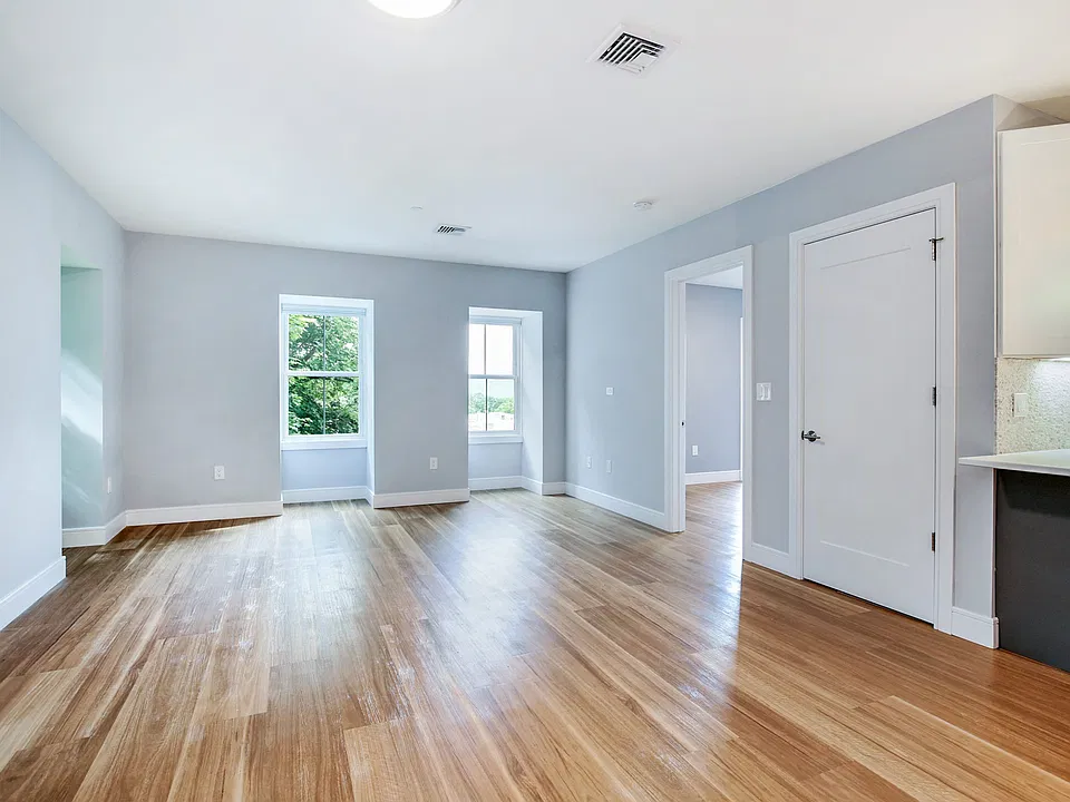 66 Main St #4C