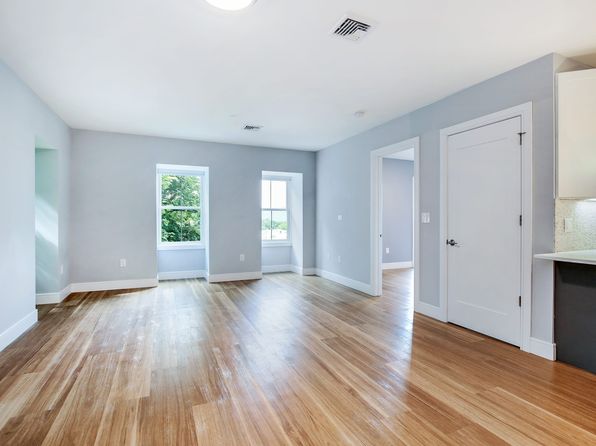 66 Main St APT 4C