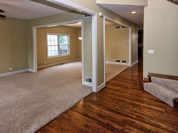 4th image of 5267 Greenshire Cir