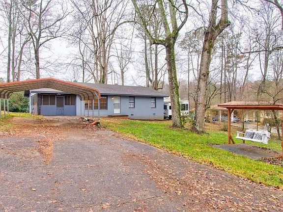 2nd image of 4026 Holiday Ln