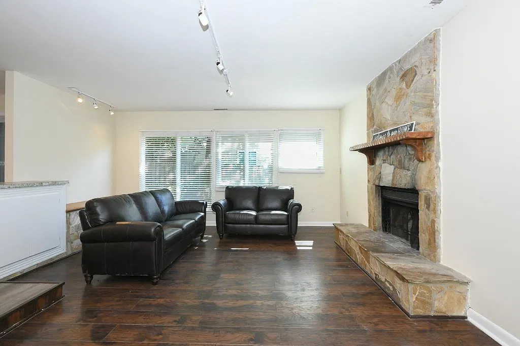 420 Beech St — Photo 4
