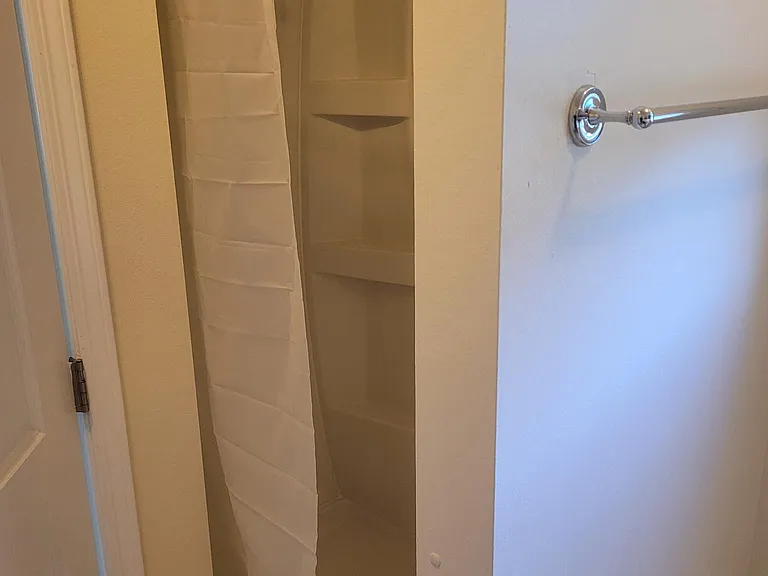 2407A Saint Louis Dr — Photo 14
