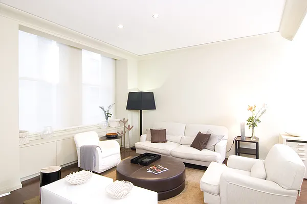 Rented by Compass | media 21