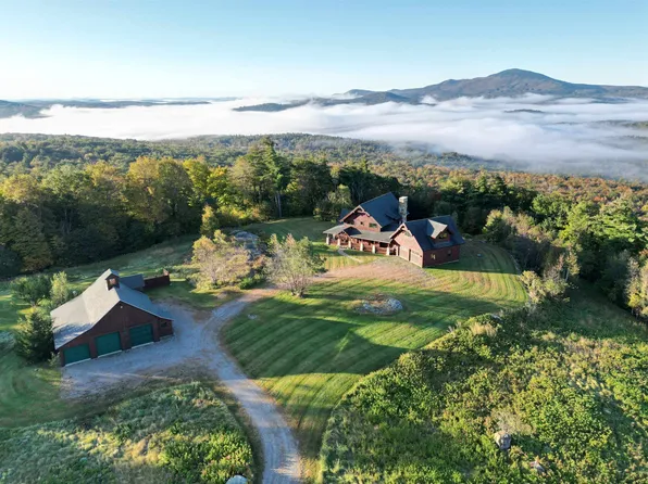 321 Old College Road, Andover, NH 03216