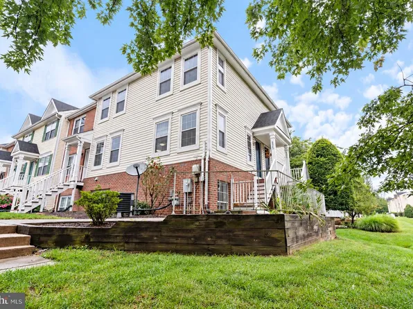8025 Lantern Ct #118, Manassas, VA 20109
