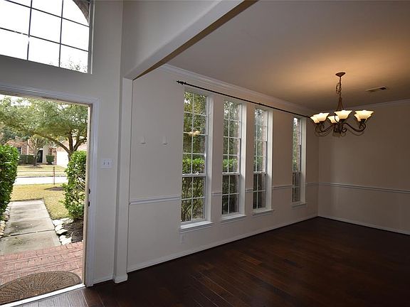 3rd image of 25210 Sundown Canyon Ln