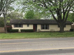 406 NE 4th St, Hubbard, TX 76648