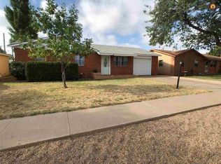 221 Tucker Ave, Clovis, NM 88101