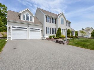 1 Autumn Ln, Halifax, MA 02338