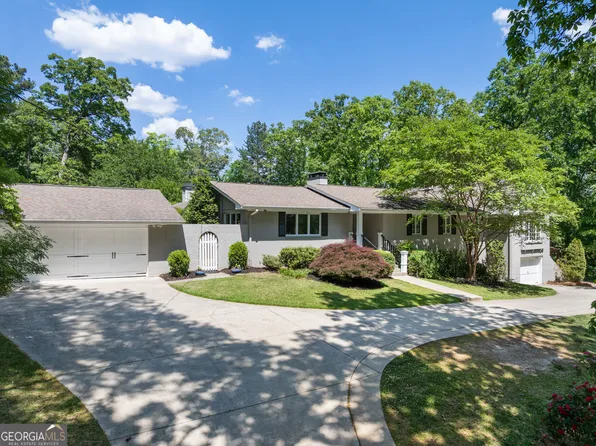 1055 Buckner Rd SE, Mableton, GA 30126