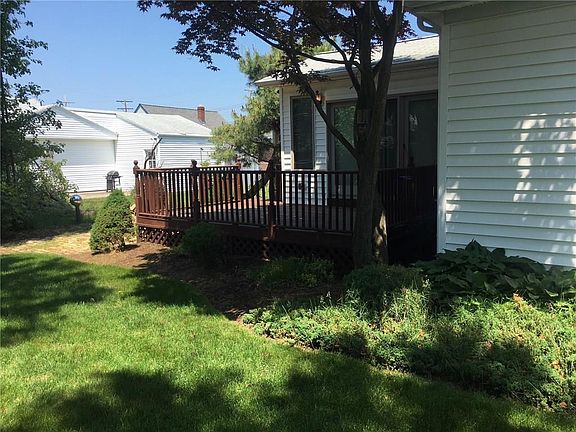 2nd image of 11 Knollwood Ave